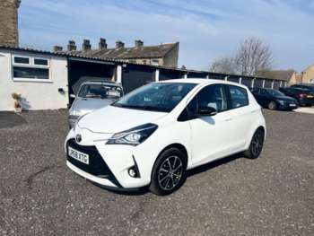 Used Toyota Yaris 2018 for sale - 74618883: Photo