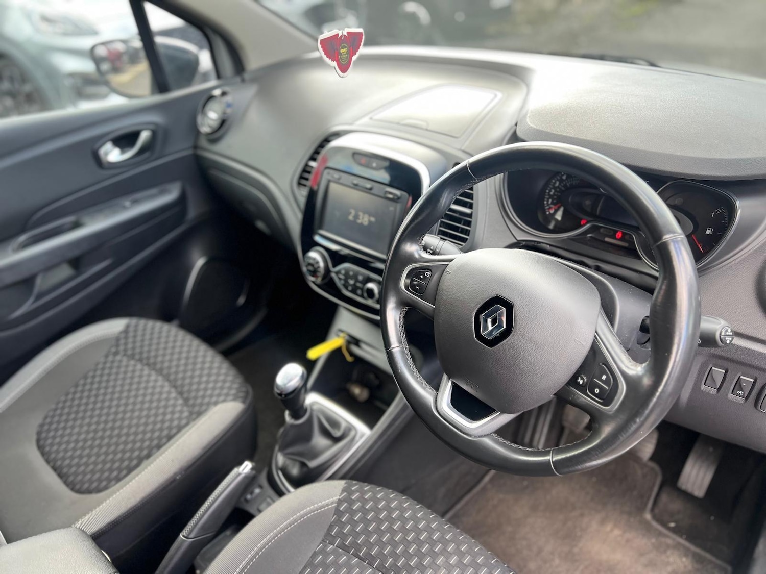 Used Renault Captur 2018 for sale - 77344176: Photo 10