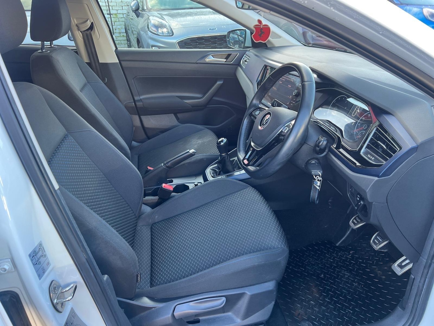 Used Volkswagen Polo for sale - 76997007: Photo 12