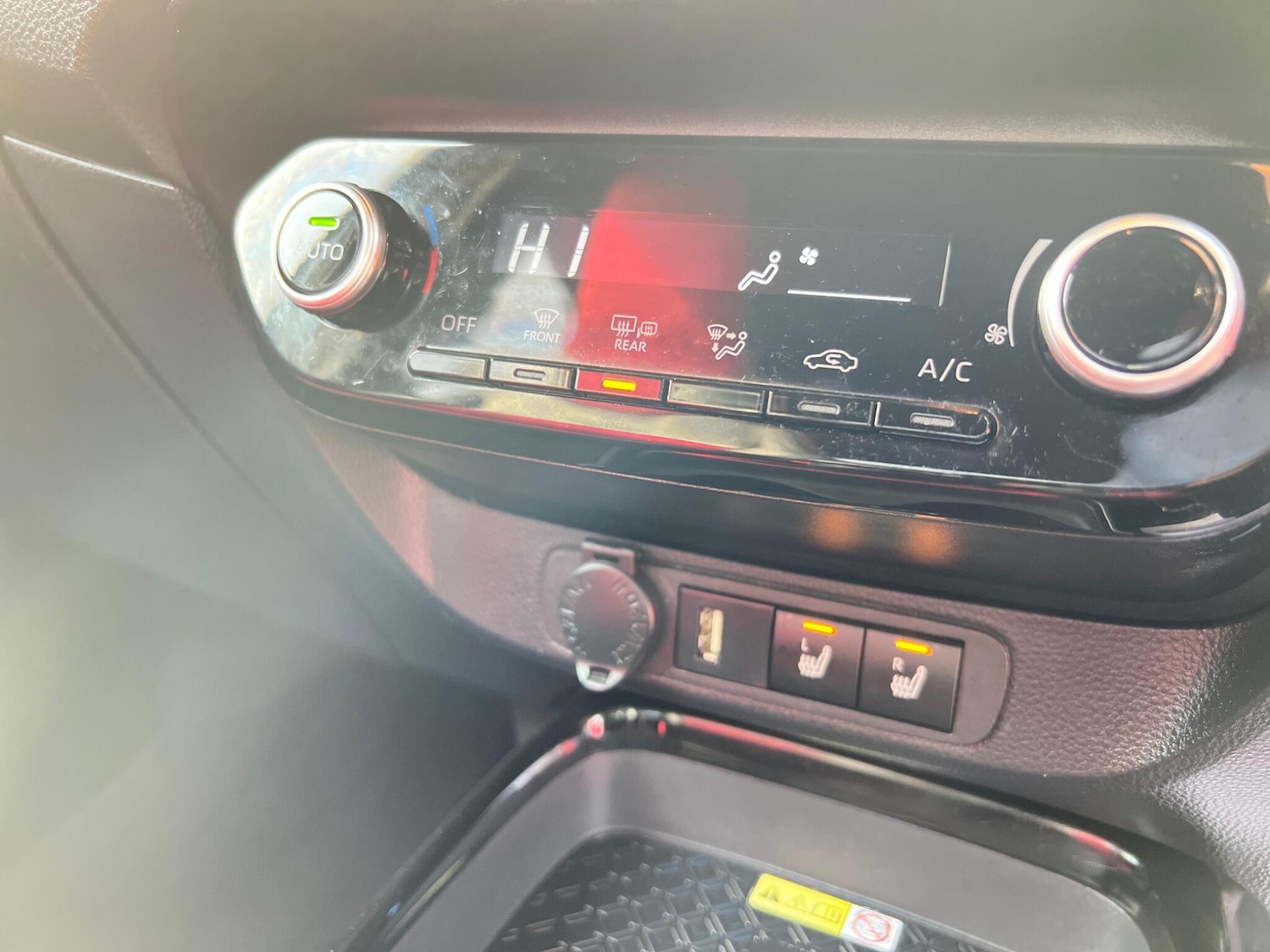 Used Toyota Aygo X 2023 for sale - 77798939: Photo 25