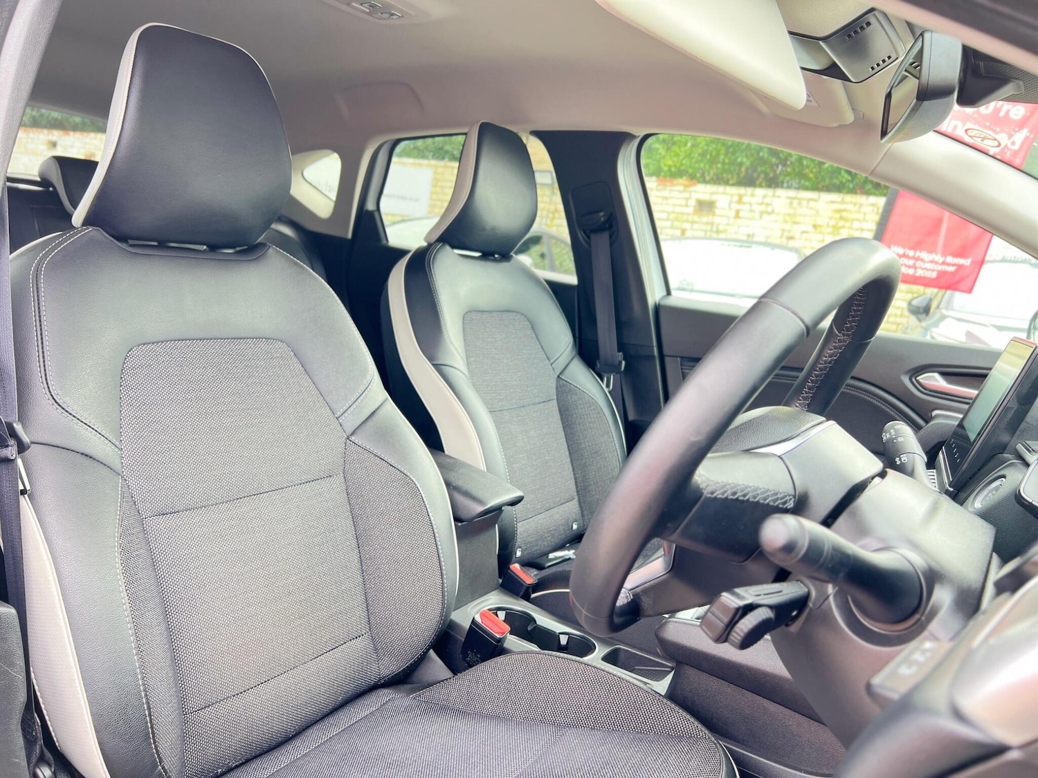 Used Renault Captur for sale - 77853614: Photo 14