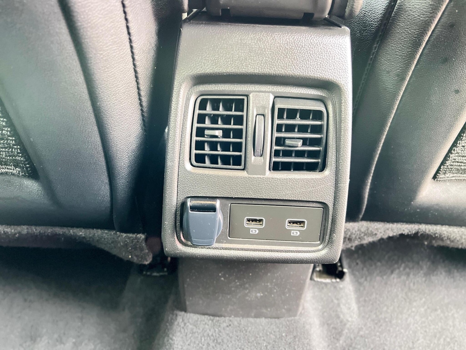 Used Renault Captur for sale - 77853614: Photo 23