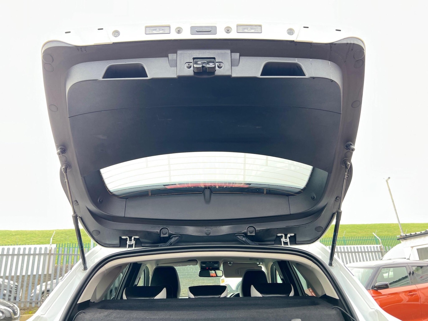 Used Renault Captur for sale - 77853614: Photo 41