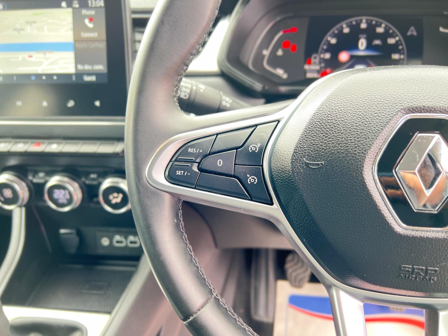 Used Renault Captur for sale - 77853614: Photo 51