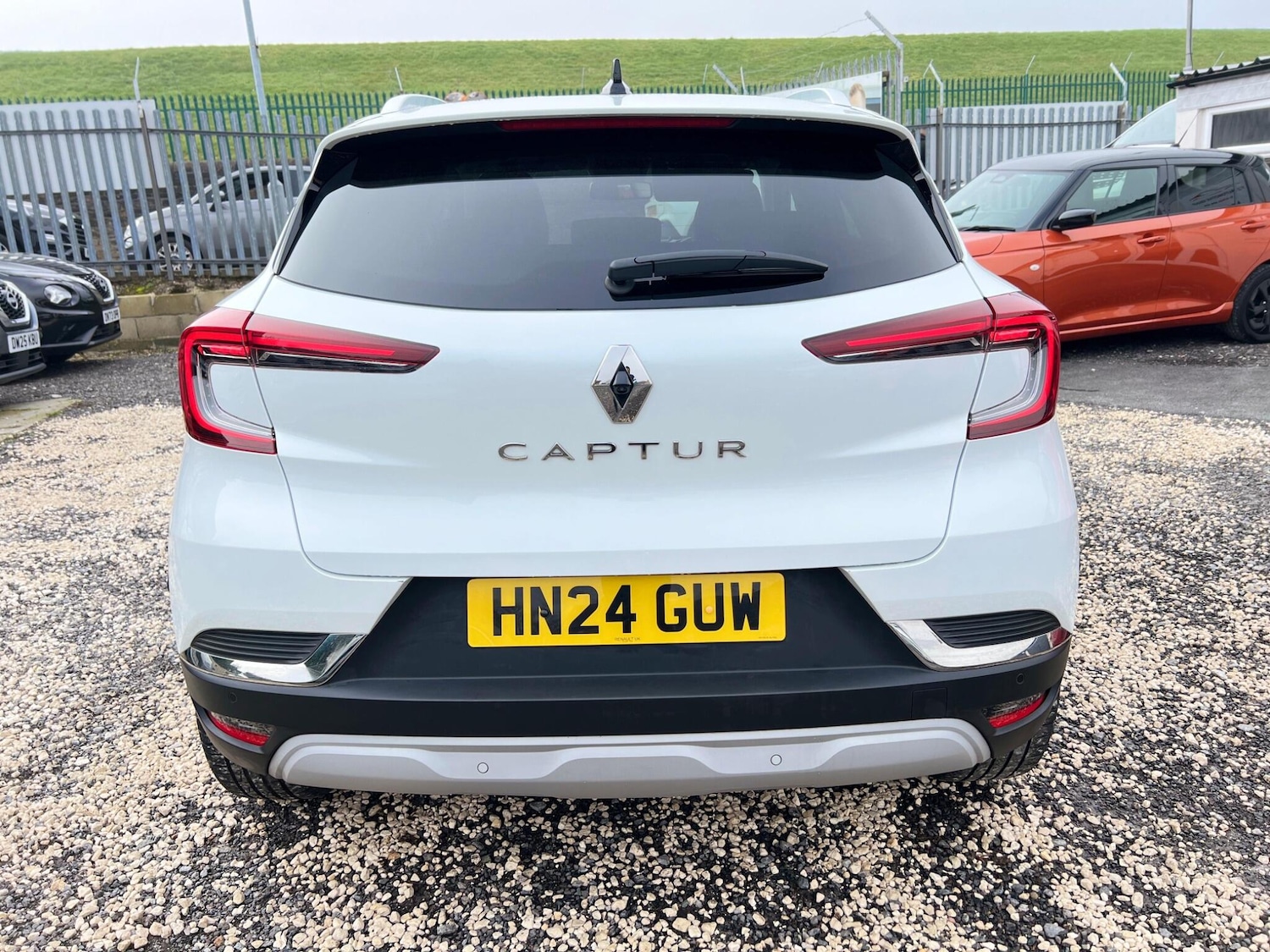 Used Renault Captur for sale - 77853614: Photo 7