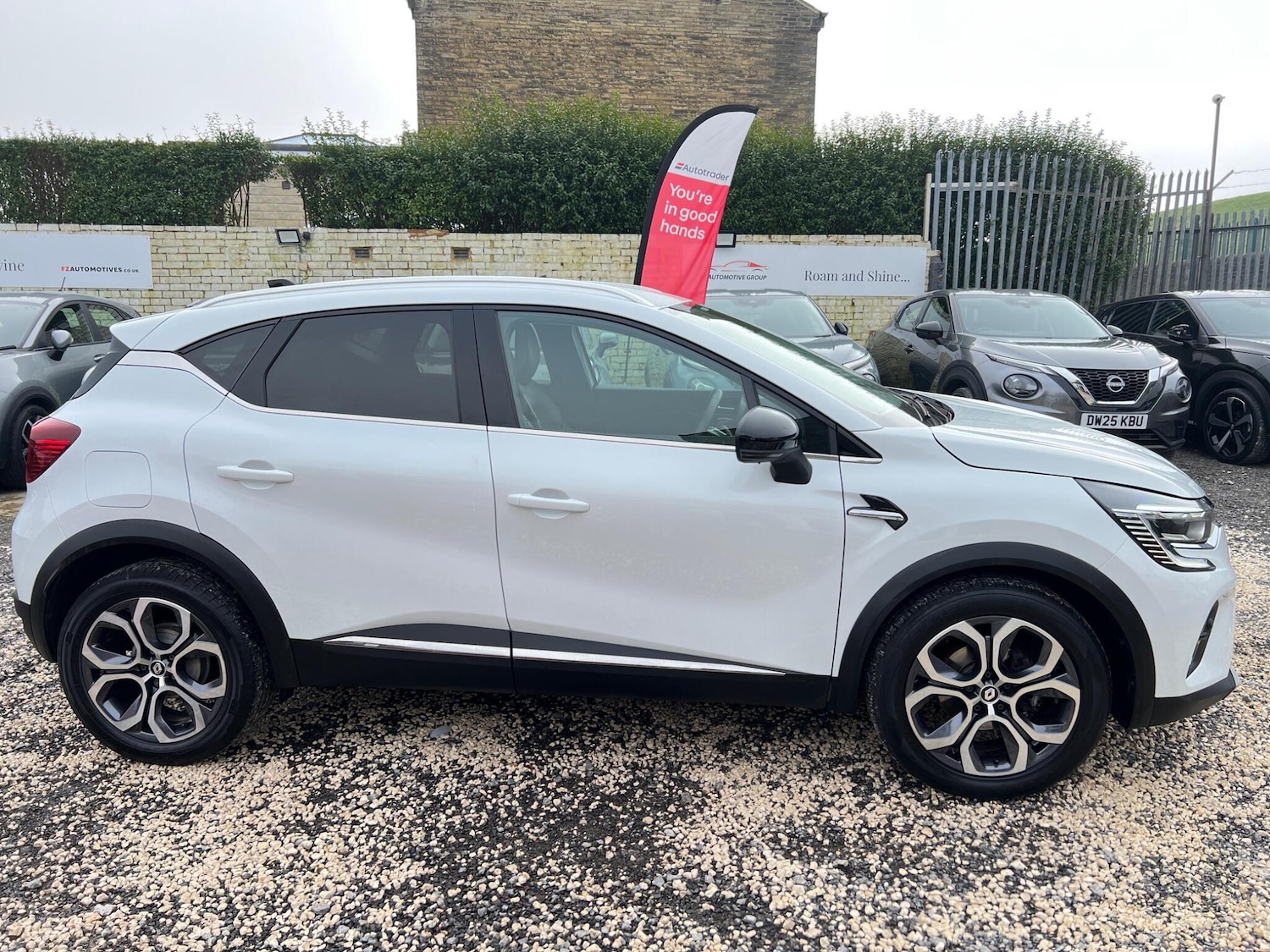 Used Renault Captur for sale - 77853614: Photo 8