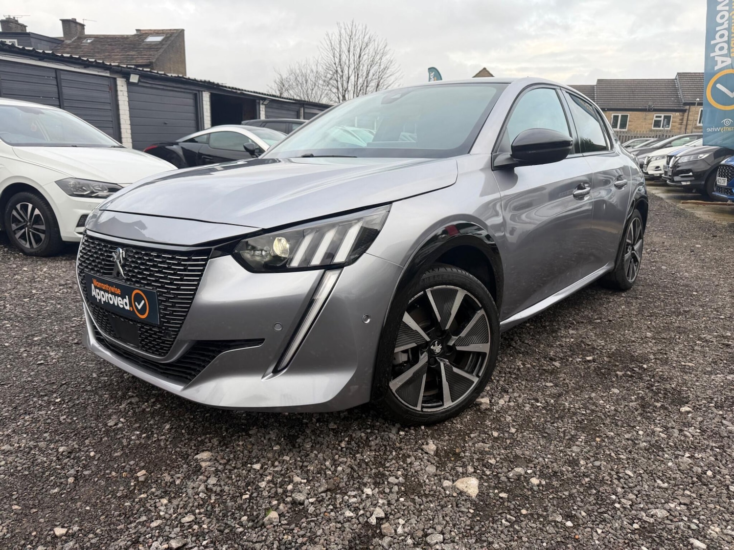 Used Peugeot 208 2021 for sale - 77400412: Photo 8