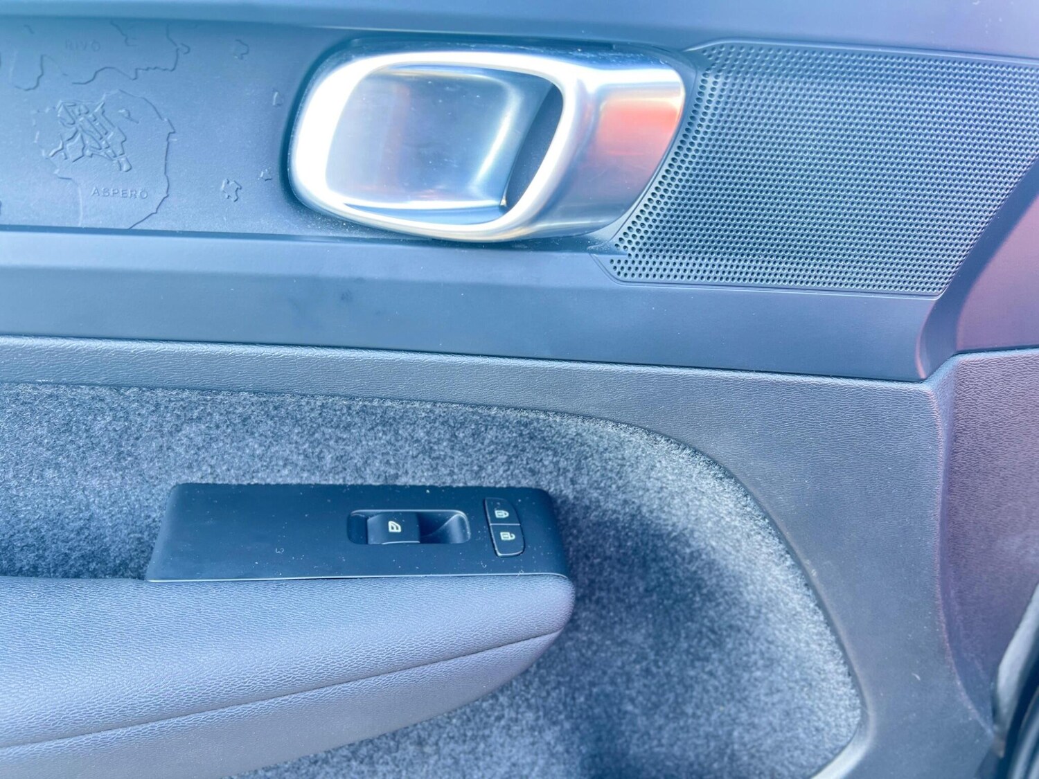 Used Volvo C40 for sale - 77808451: Photo 27