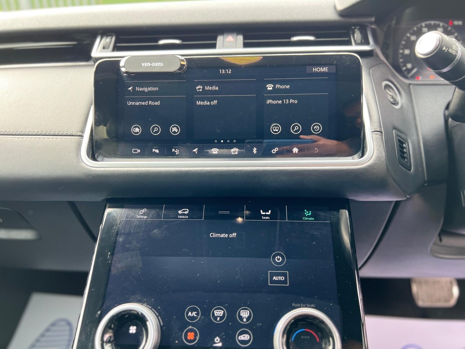 Used Land Rover Range Rover Velar 2018 for sale - 78062739: Photo 32