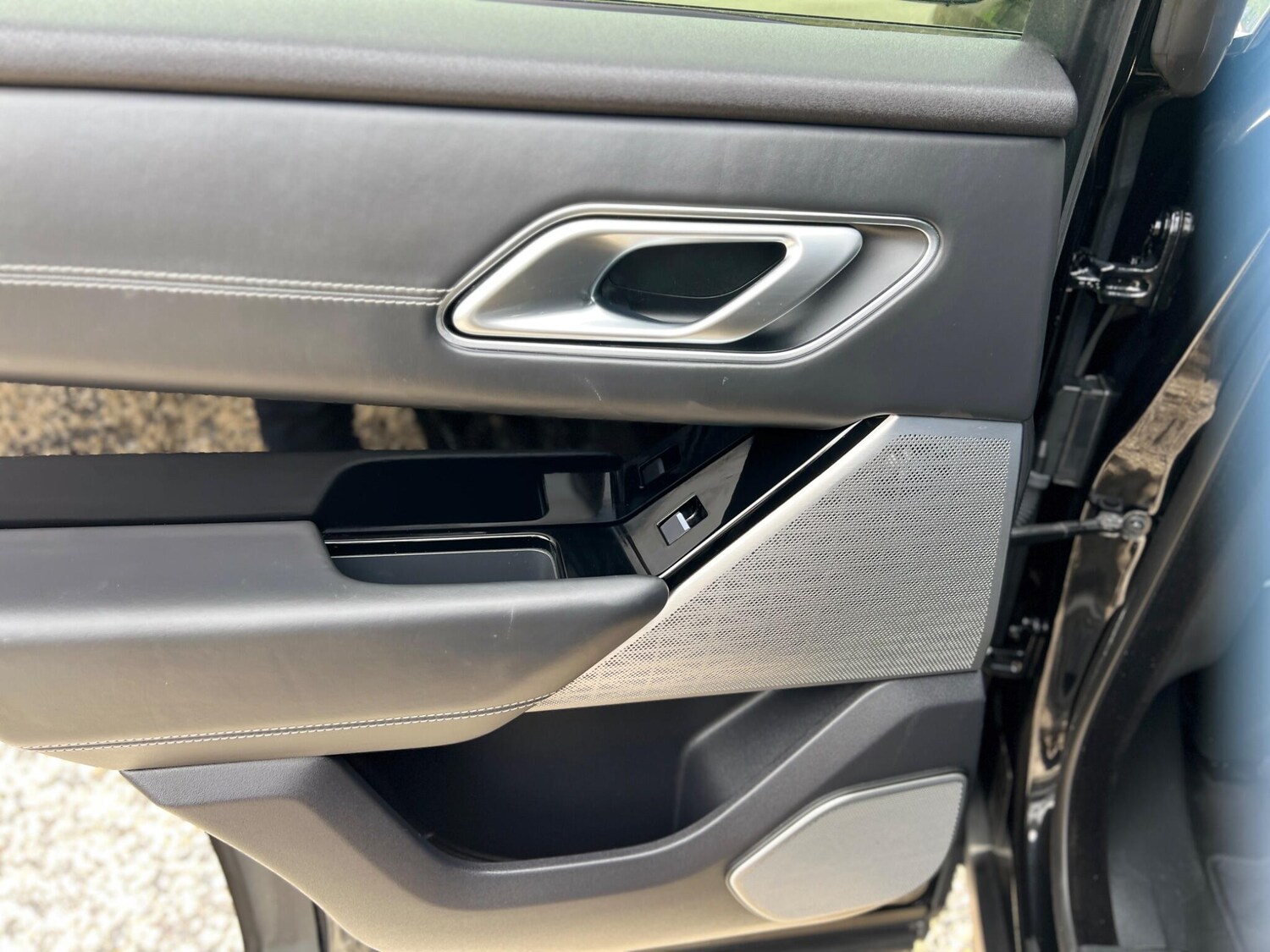 Used Land Rover Range Rover Velar 2018 for sale - 78062739: Photo 67