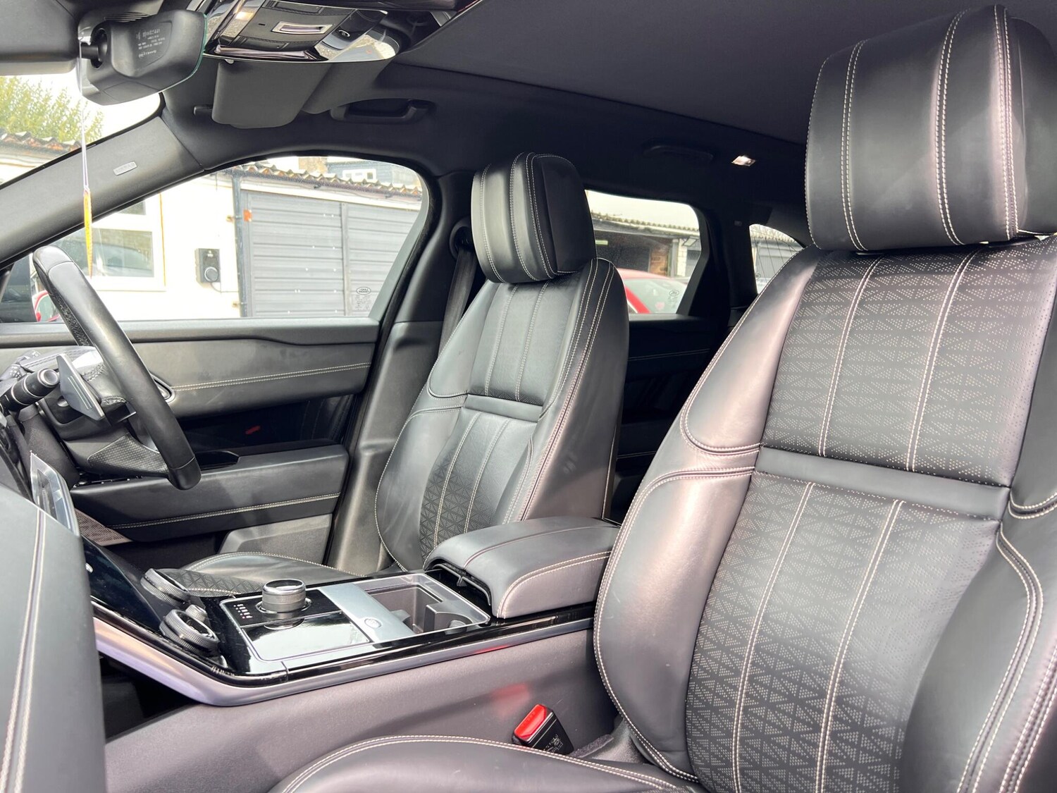 Used Land Rover Range Rover Velar 2018 for sale - 78062739: Photo 85