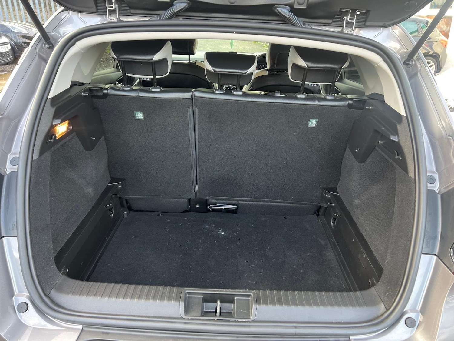 Used Renault Captur 2020 for sale - 77203284: Photo 40