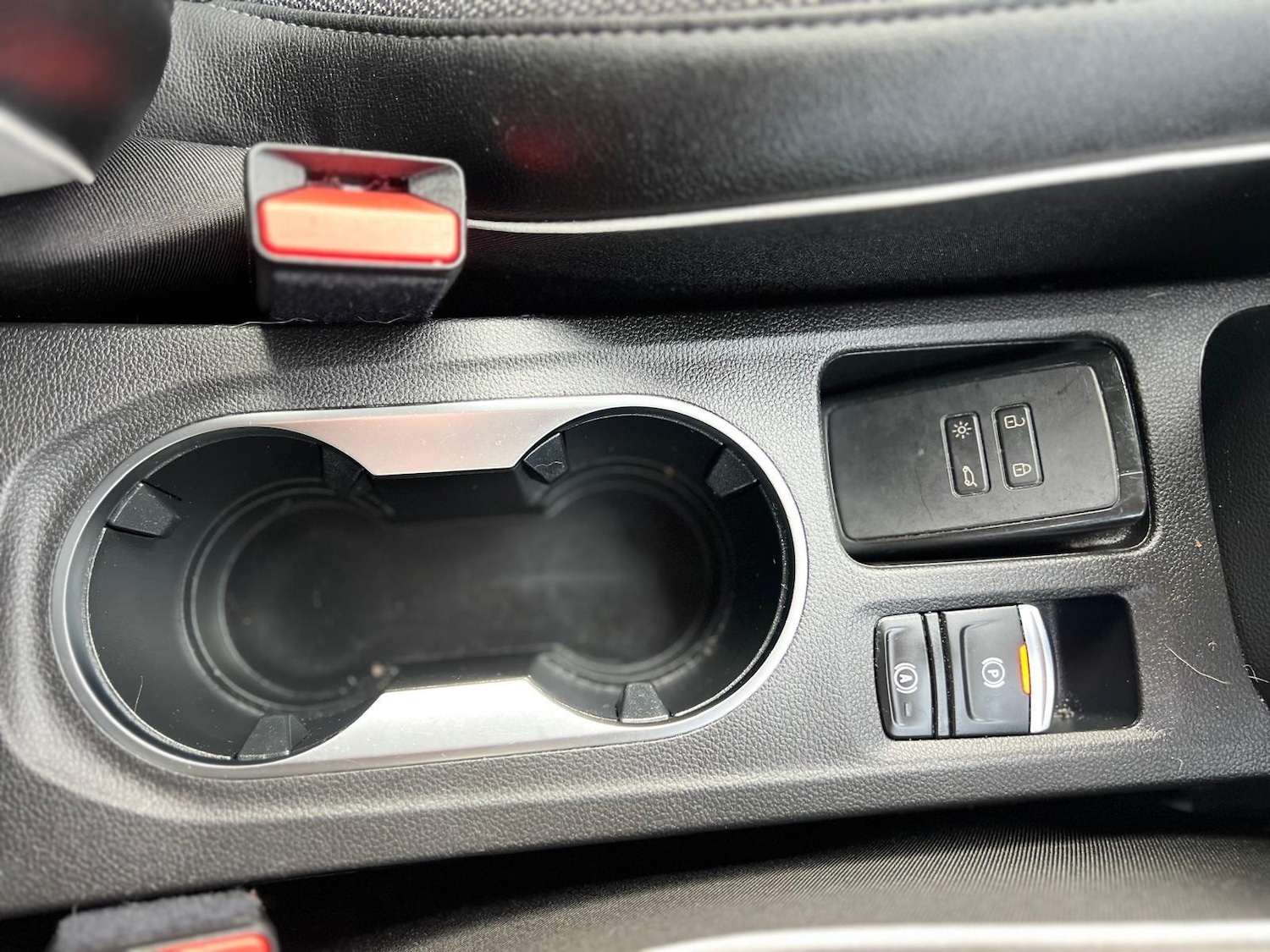 Used Renault Captur 2020 for sale - 77203284: Photo 43