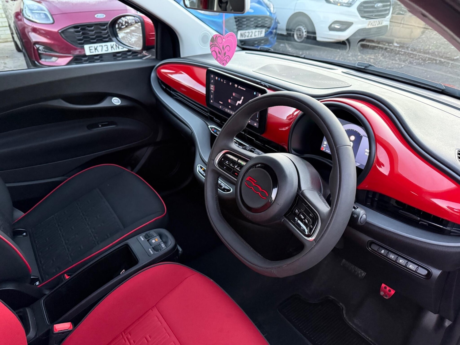 Used Fiat 500e 2024 for sale - 76657947: Photo 11