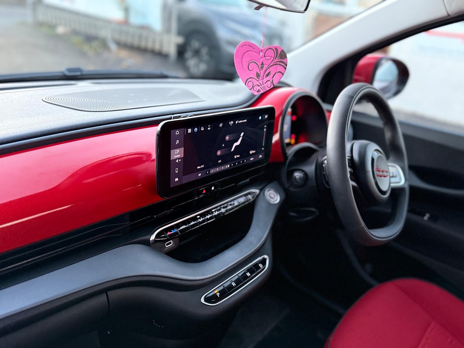 Used Fiat 500e 2024 for sale - 76657947: Photo 12