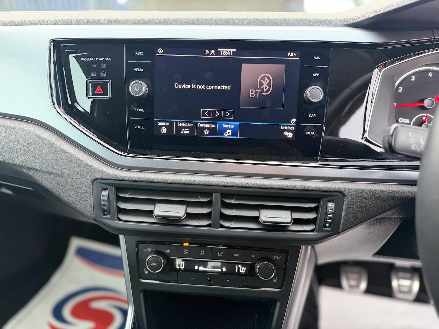 Used Volkswagen Polo for sale - 78136320: Photo 32