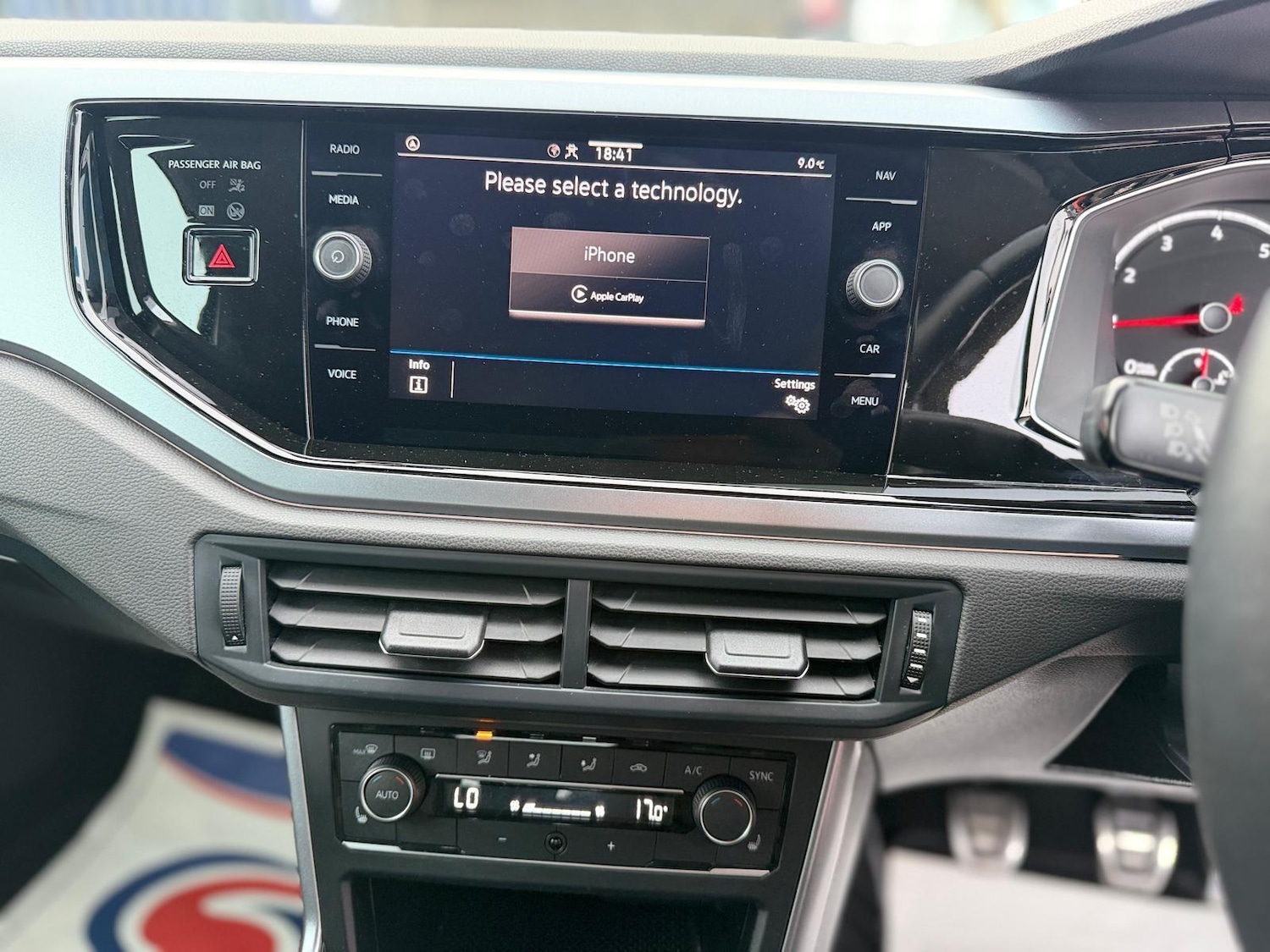 Used Volkswagen Polo for sale - 78136320: Photo 37