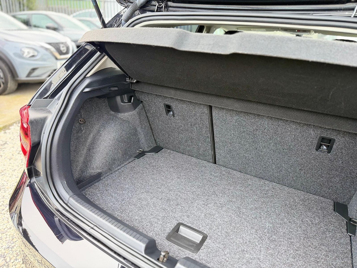 Used Volkswagen Polo for sale - 78136320: Photo 76