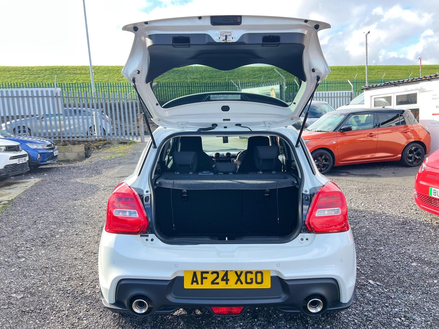 Used Suzuki Swift 2024 for sale - 77710258: Photo 11