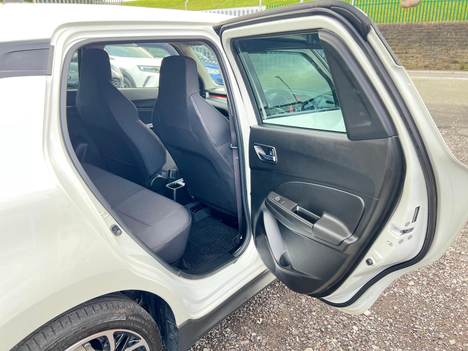 Used Suzuki Swift 2024 for sale - 77710258: Photo 21