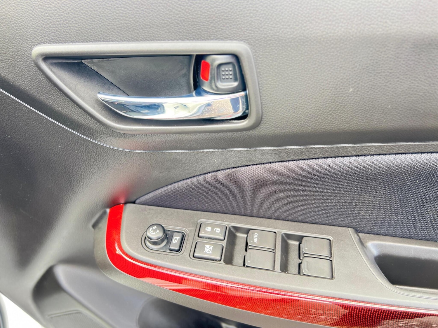 Used Suzuki Swift 2024 for sale - 77710258: Photo 56