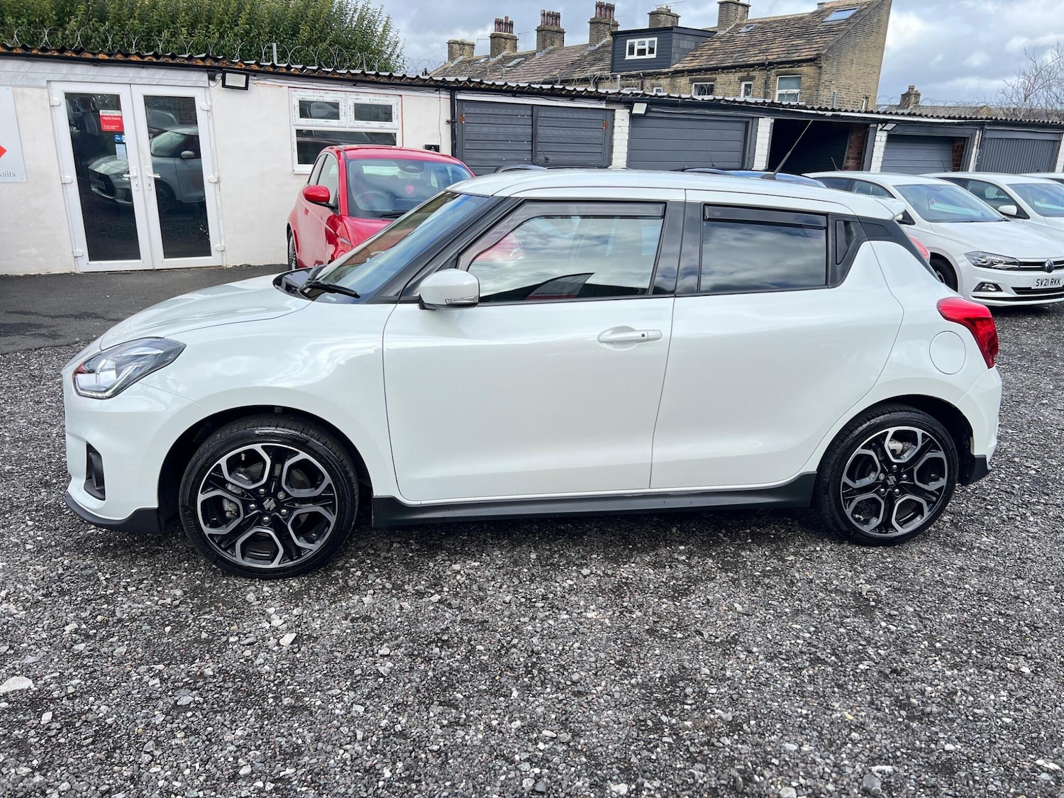 Used Suzuki Swift 2024 for sale - 77710258: Photo 9