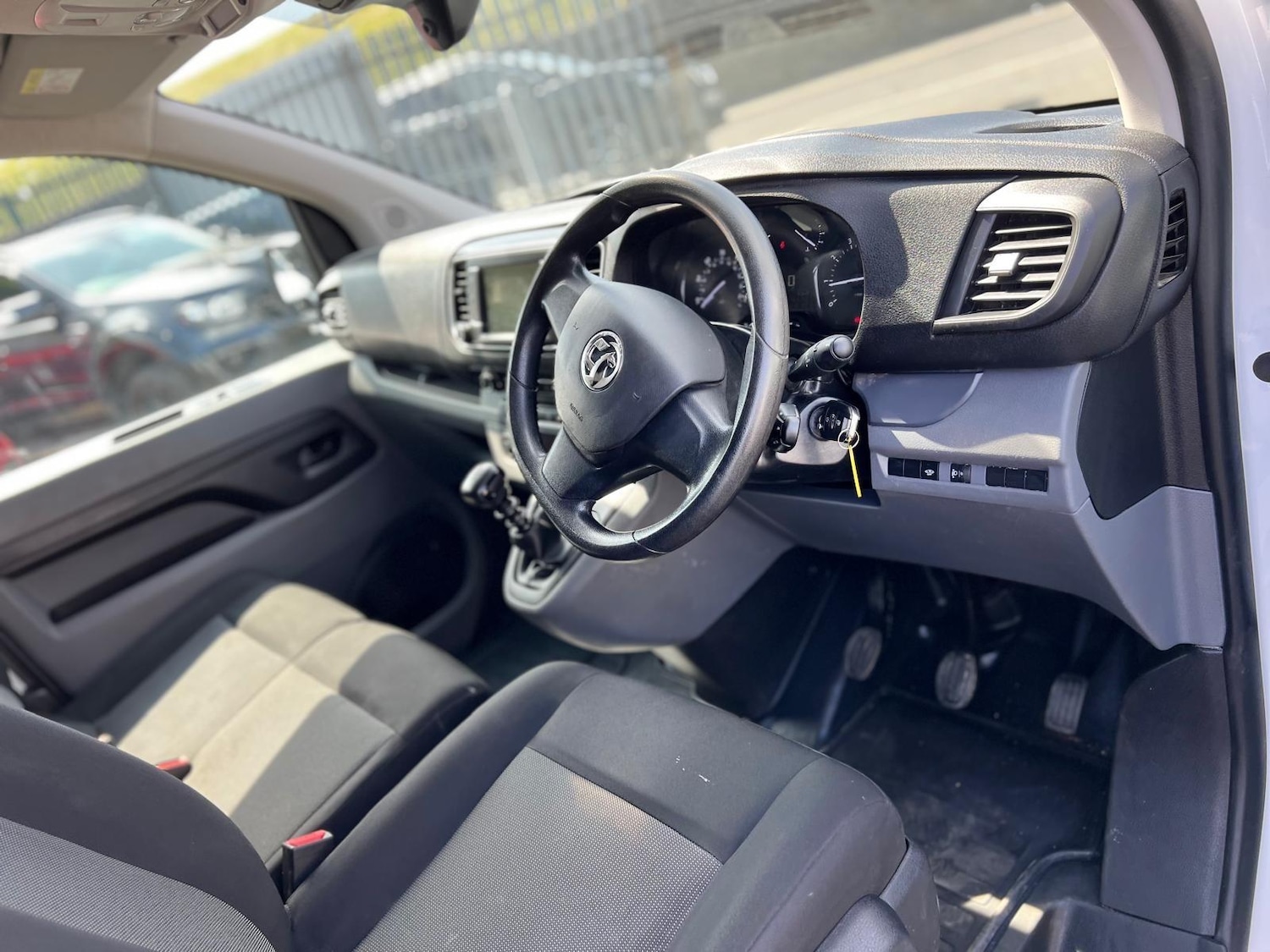 Used Vauxhall Vivaro for sale - 77854197: Photo 17