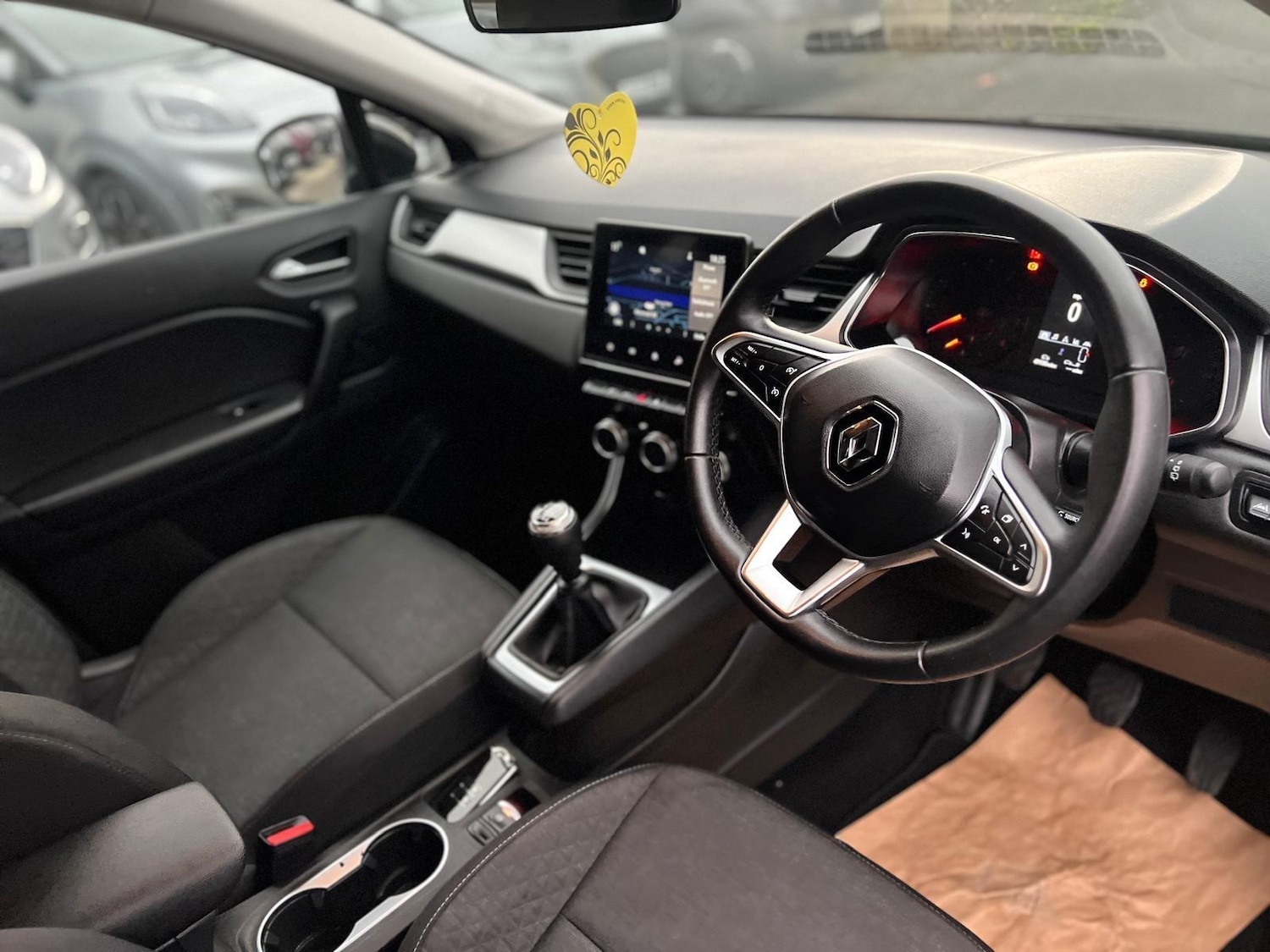 Used Renault Captur 2022 for sale - 76200836: Photo 11