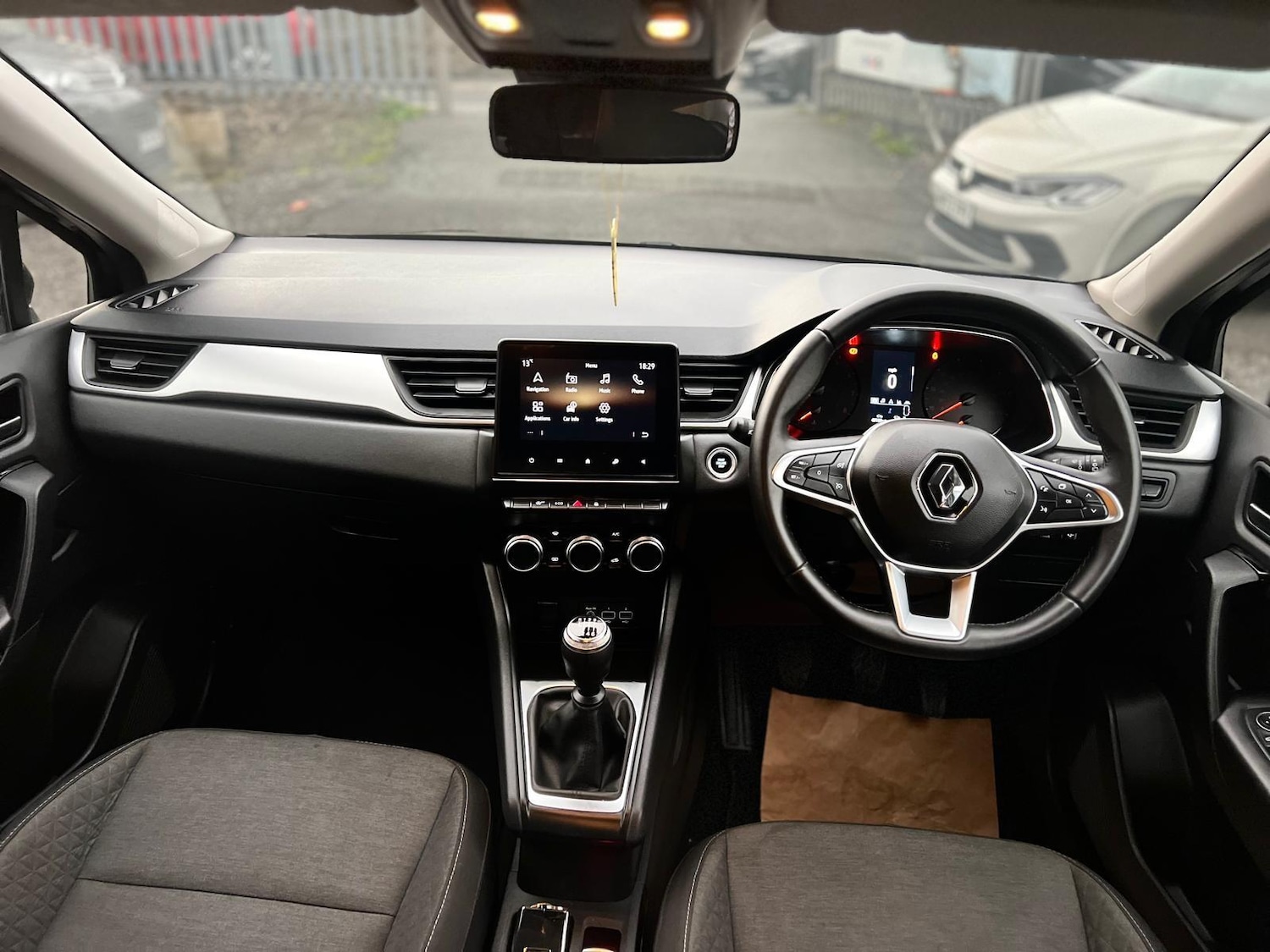 Used Renault Captur 2022 for sale - 76200836: Photo 9
