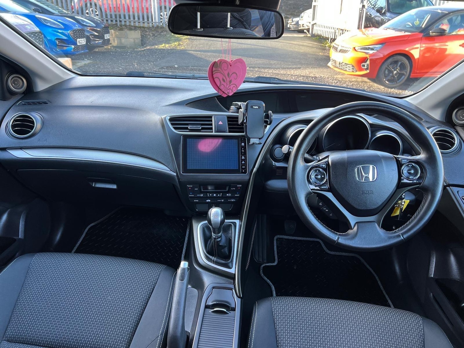 Used Honda Civic 2017 for sale - 76701122: Photo 10