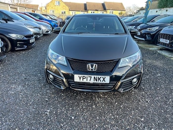 Used Honda Civic 2017 for sale - 76701122: Photo