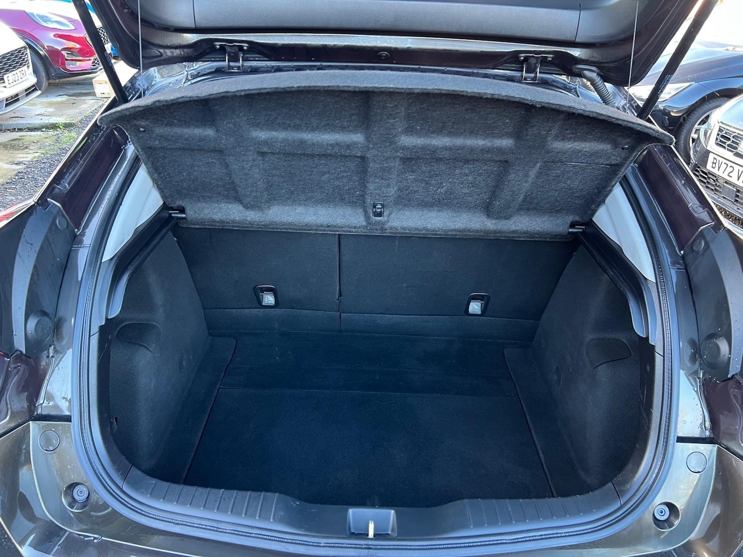 Used Honda Civic 2017 for sale - 76701122: Photo 35