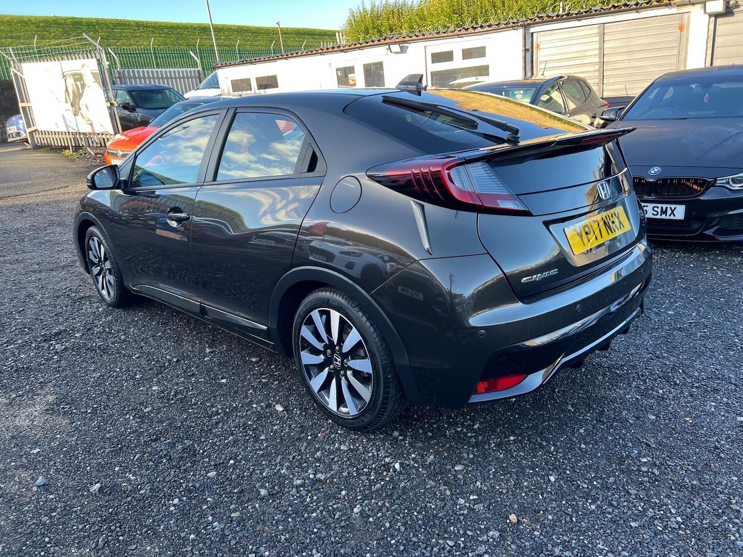 Used Honda Civic 2017 for sale - 76701122: Photo 4