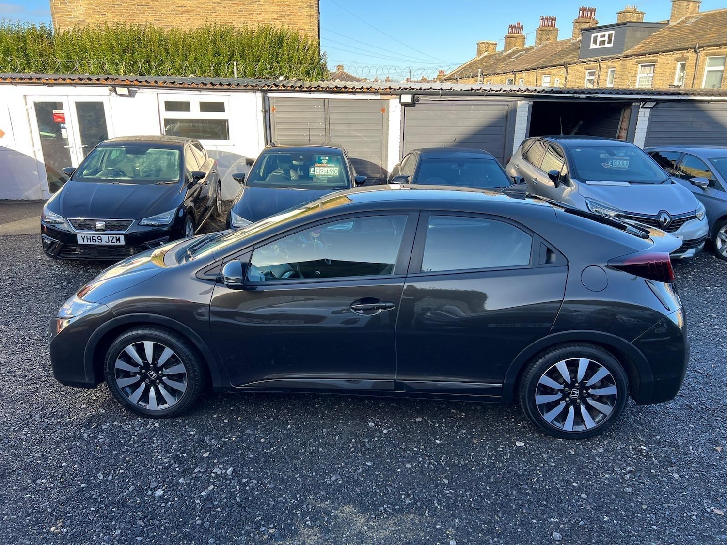 Used Honda Civic 2017 for sale - 76701122: Photo 5