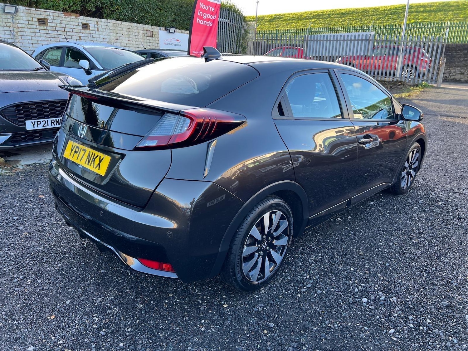 Used Honda Civic 2017 for sale - 76701122: Photo 8