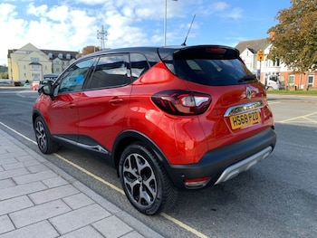 Used Renault Captur 2019 for sale - 76119232: Photo 4