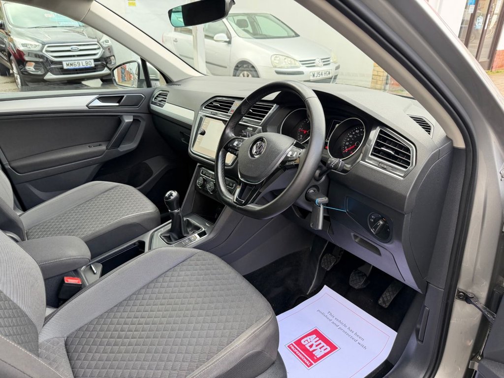 Used Volkswagen Tiguan 2018 for sale - 77627348: Photo 16
