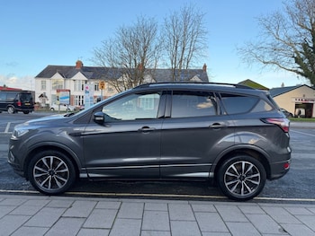 Used Ford Kuga 2017 for sale - 76962716: Photo