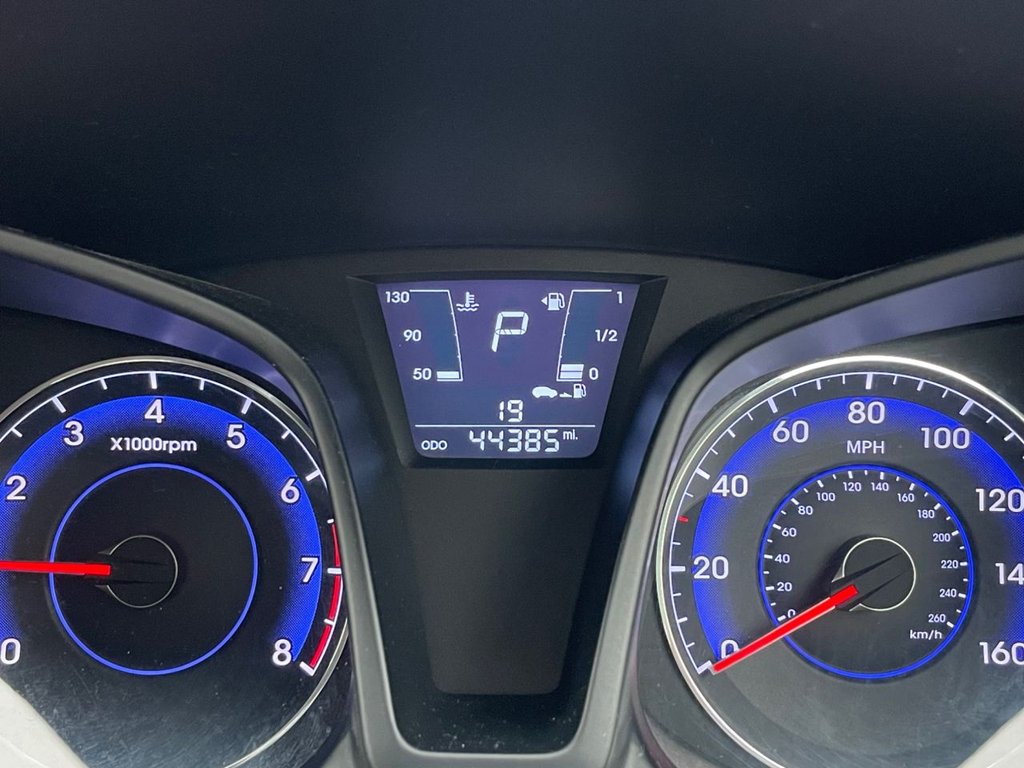 Used Hyundai Ix20 2015 for sale - 76367792: Photo 10