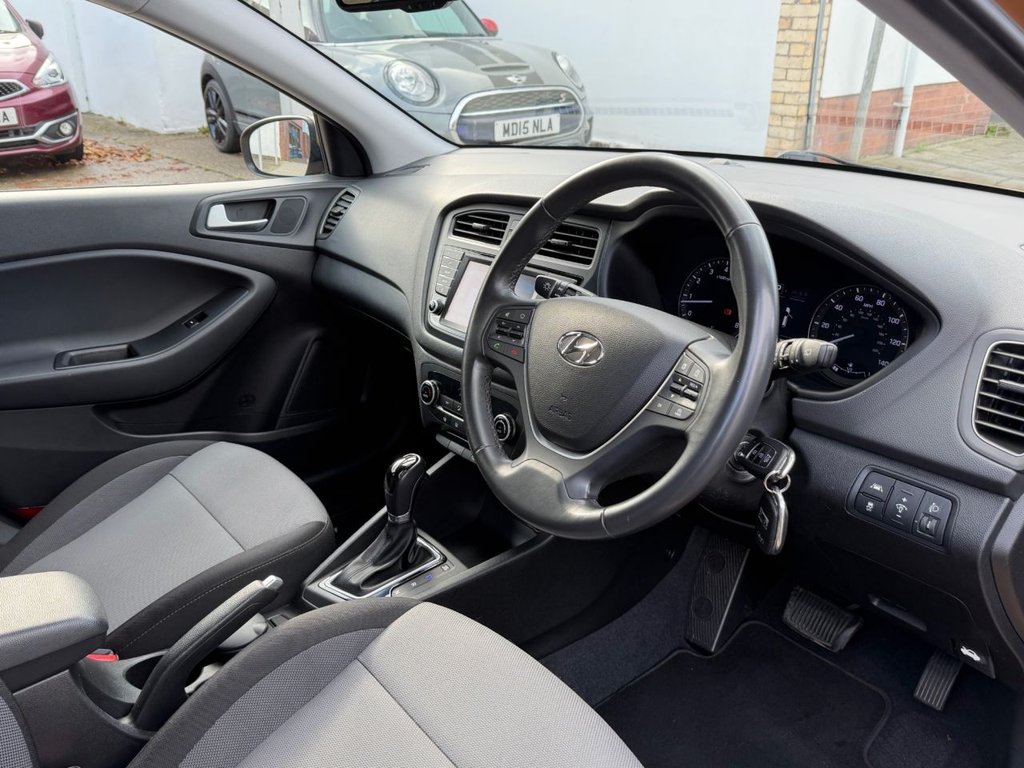 Used Hyundai i20 2016 for sale - 76367605: Photo 19