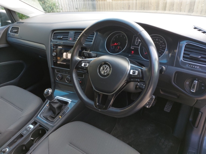 Used Volkswagen Golf 2018 for sale - 76455954: Photo 6