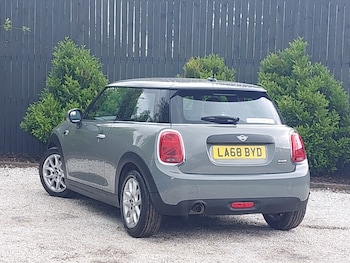 Used MINI Hatch 2018 for sale - 78895845: Photo