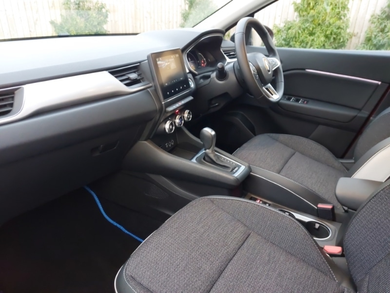 Used Renault Captur 2023 for sale - 76560634: Photo 5