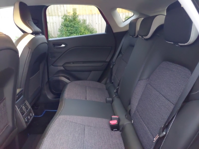 Used Renault Captur 2023 for sale - 76560634: Photo 6