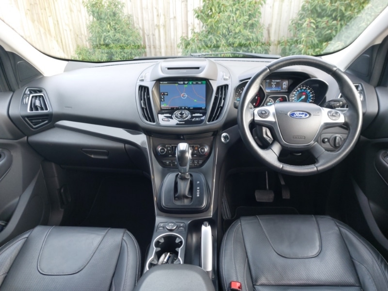 Used Ford Kuga 2015 for sale - 77600782: Photo 2