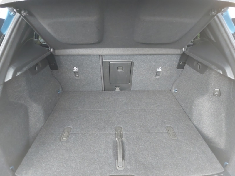 Used Volvo XC40 2024 for sale - 77024747: Photo 8