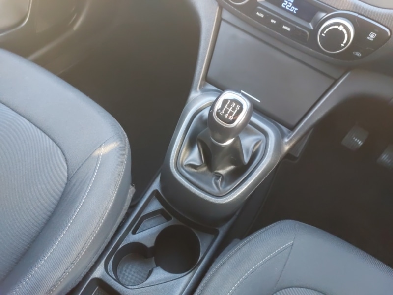 Used Hyundai i10 2017 for sale - 78061148: Photo 11