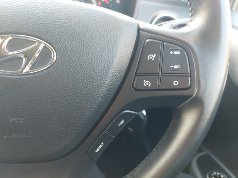 Used Hyundai i10 2017 for sale - 78061148: Photo 16