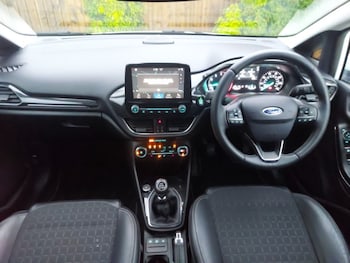 Used Ford Fiesta 2018 for sale - 76471724: Photo