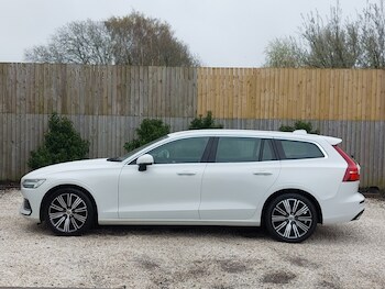 Used Volvo V60 2021 for sale - 78243765: Photo